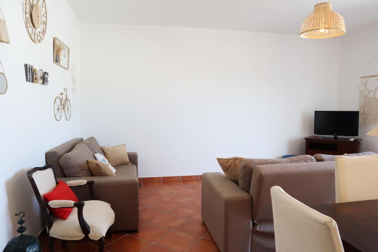 Apartment M&l House *